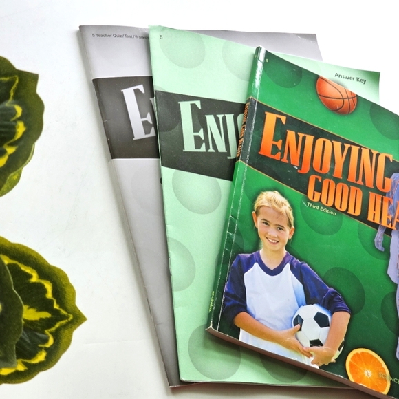 Abeka Enjoying Good Health Set, Student Text Book w Teacher Keys, 5th Grade - Picture 4 of 5